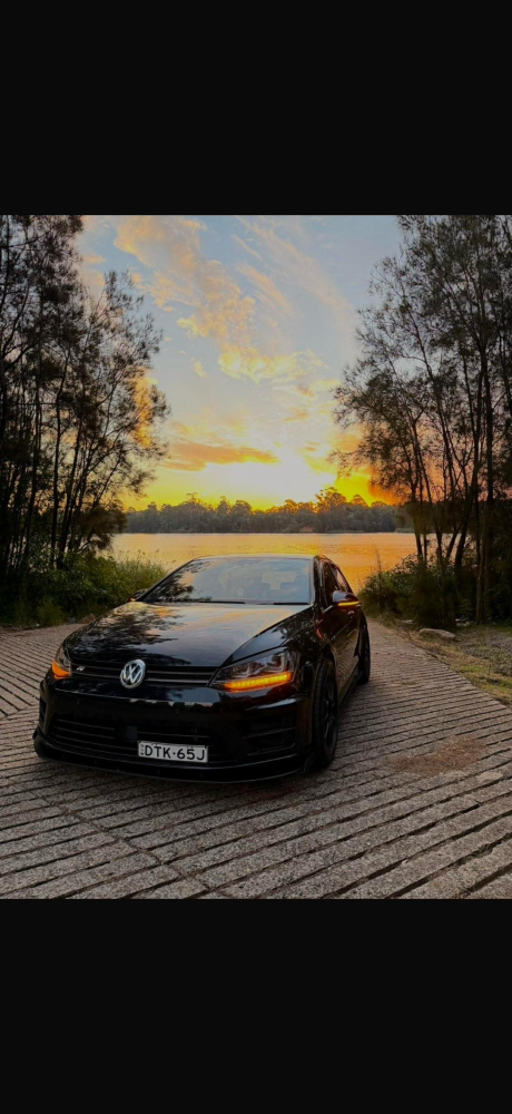 2015-volkswagen-golf-big-3