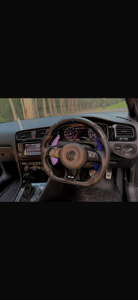 2015-volkswagen-golf-big-2